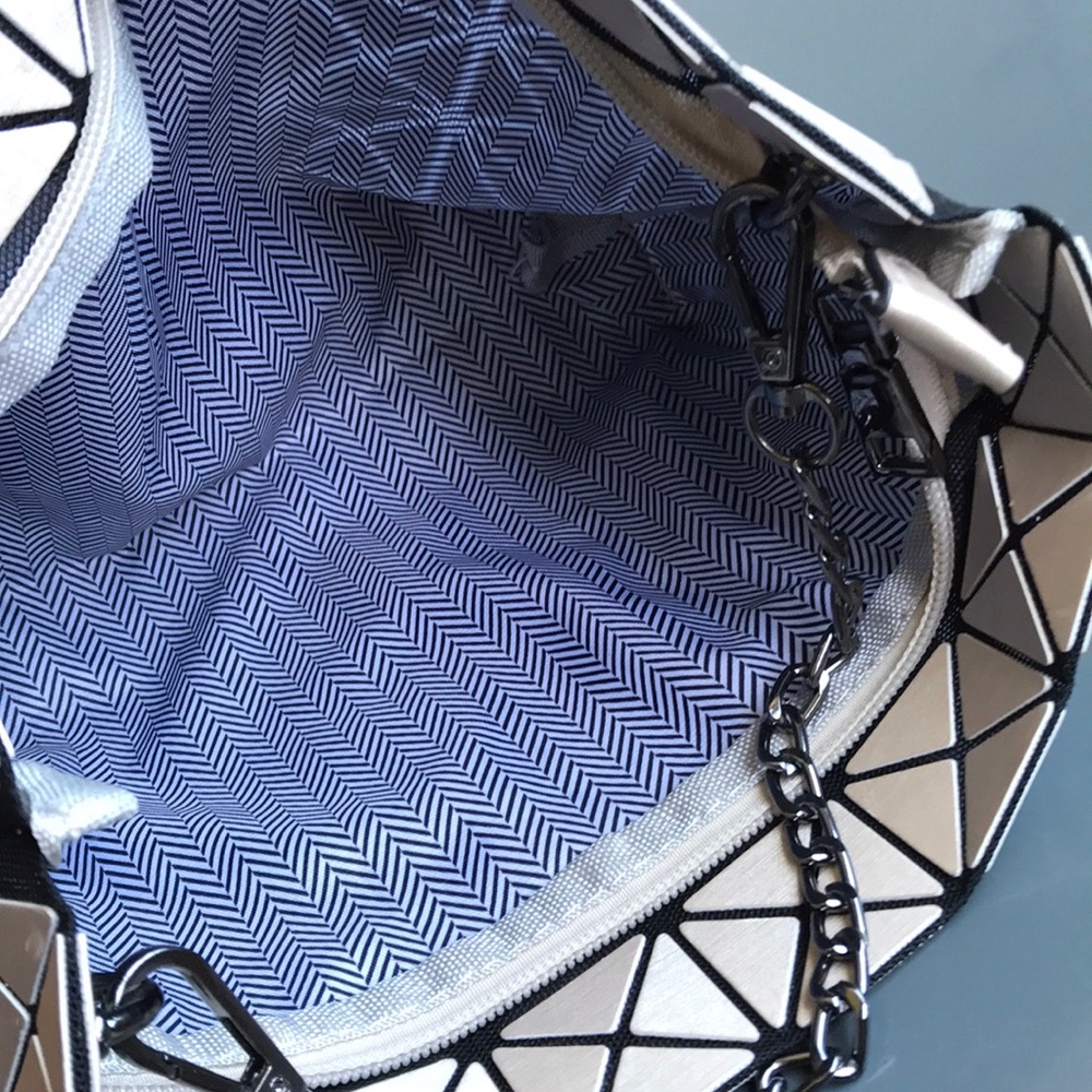 Purse - Picture 4 of 8